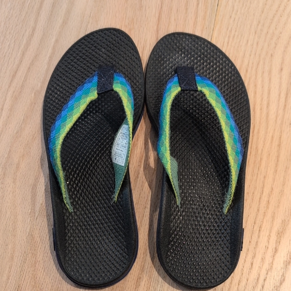 Chaco Flips Sandals Size 7 Blue Green Black